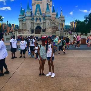 Meet your Posher, Queensheba